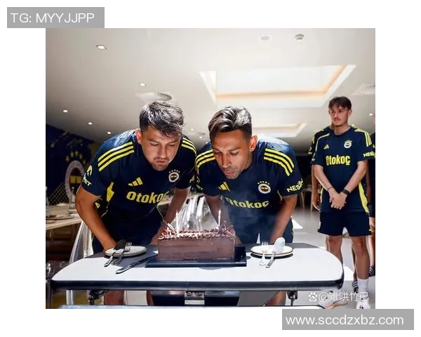 创意足球球星造型蛋糕惊艳亮相为生日派对增添无限精彩氛围